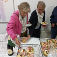 Teilnehmer des Vortrags bei der Agape Teilnehmer des Vortrags bei der Agape