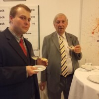 Besucher des Vortrages von Prof. Stark bei der Agape
