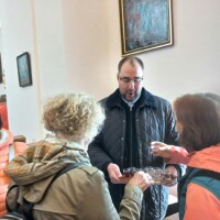 Reiseteilnehmer im Stift Seitenstetten