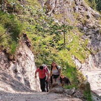 Pilgergruppe am Weg nach Mariazel